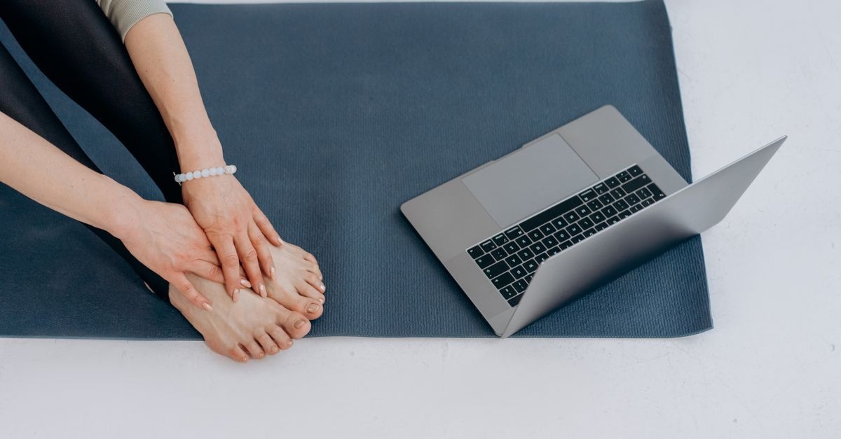 Cyfrowy wellbeing bez wyrzeczeń: 10 prostych nawyków, które odmienią Twoją relację z ekranem